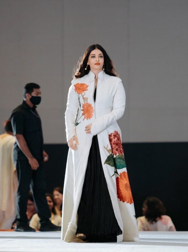 525065050_1298165188975754_892401776043387461_n